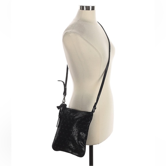 Calvin Klein Leather crossbody bag - Picture 1 of 9